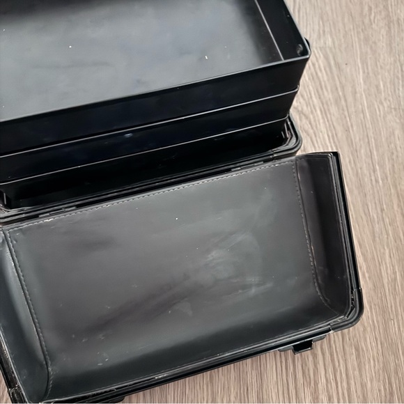 MAC Black gray Makeup Case - Picture 6 of 16